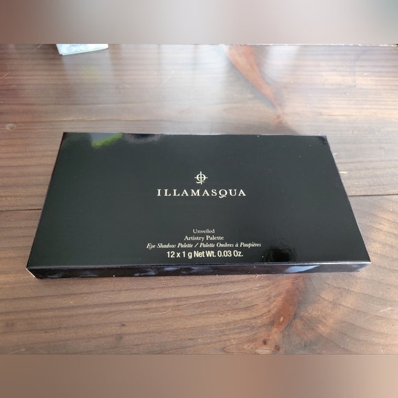 Illamasqua Unveiled Artistry Palette - Picture 2 of 5